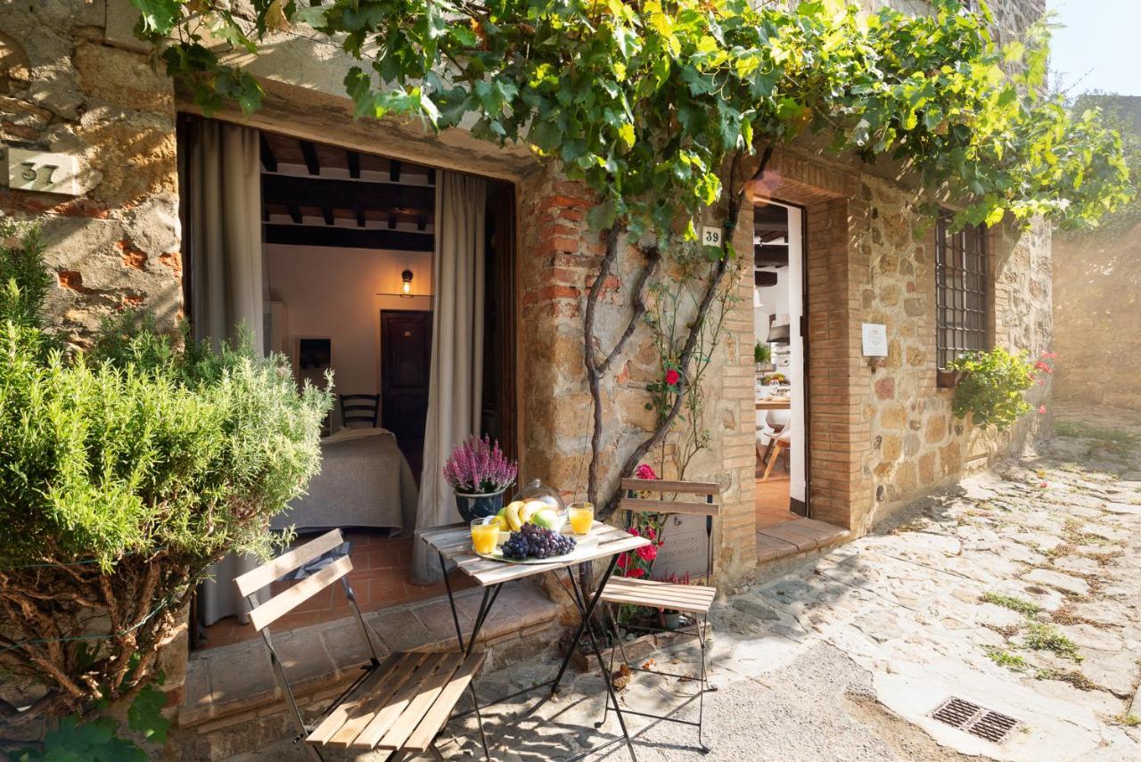 In Toscana Camere มอนติคเคียโล ภายนอก รูปภาพ